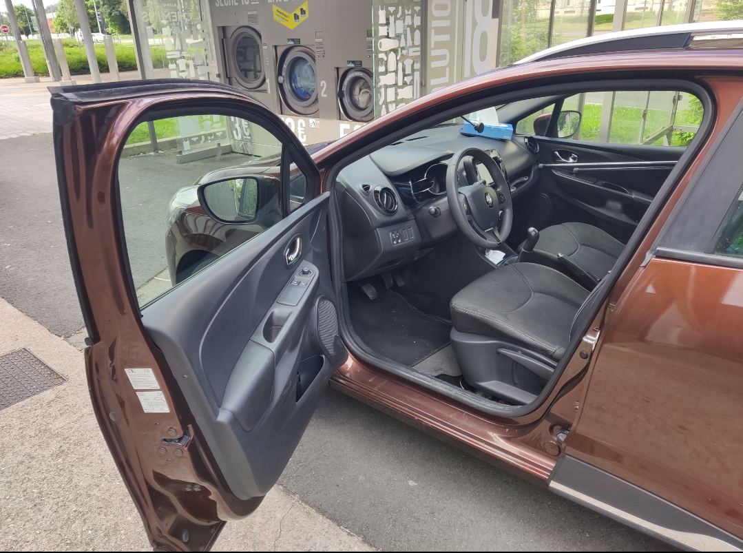Renault Clio IV ESTATE 1.5 DCI 75 AUTHENTIQUE ECO2