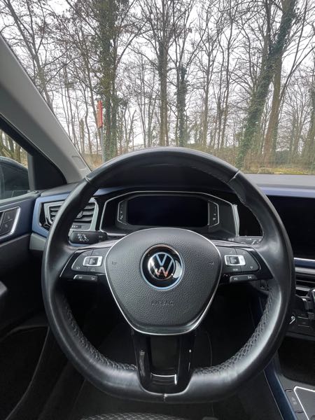 Volkswagen Polo VI 1.0 TSI 95 UNITED
