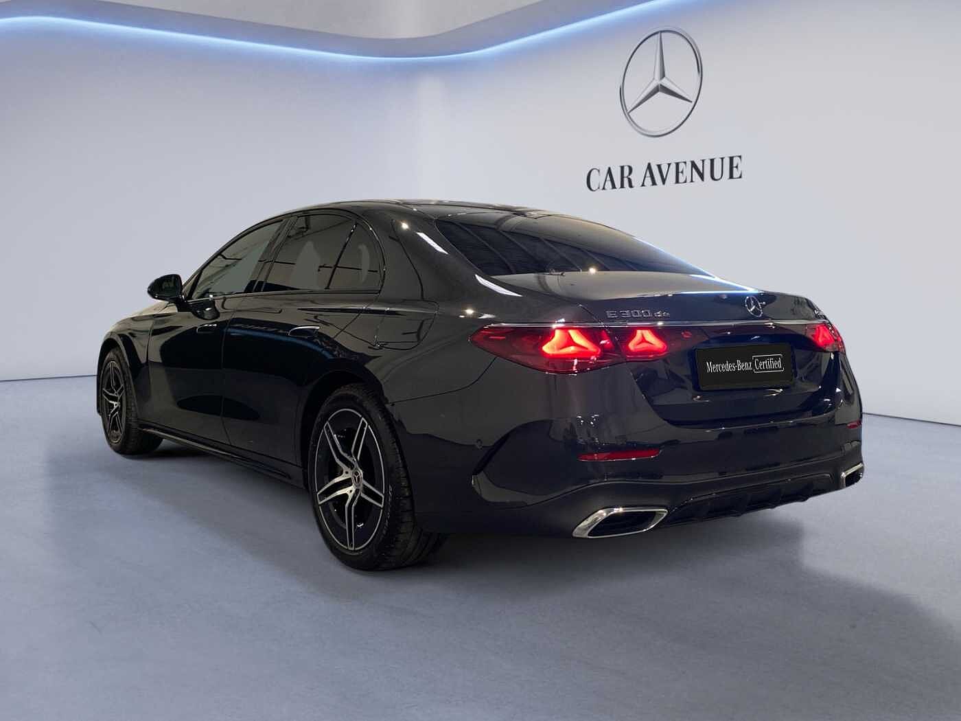 Mercedes-Benz E 300  de 4MATIC AMG Line