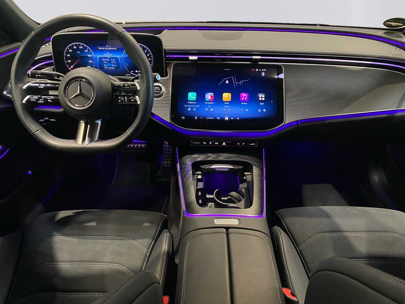 Mercedes-Benz E 300  de 4MATIC AMG Line