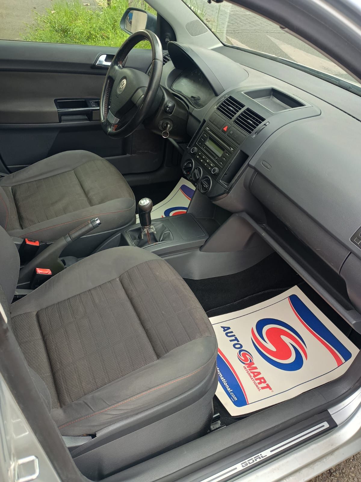 Volkswagen Polo IV (2) 1.2 65 CONFORT 5P