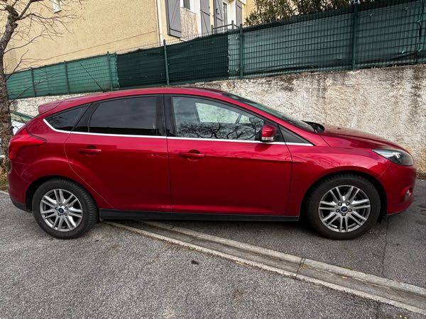 Ford Focus III (2) 1.0 ECOBOOST 125 S&amp;S TITANIUM 5P