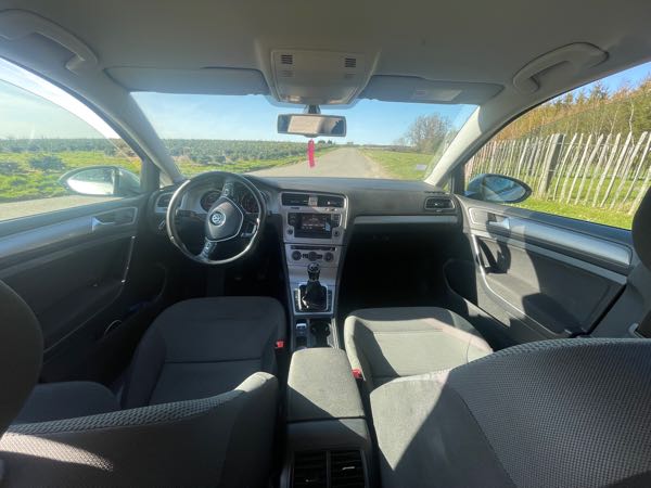 Volkswagen Golf VII SW 1.6 TDI 105 BLUEMOTION TECHNOLOGY CONFORTLINE