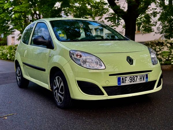 Renault Twingo II (2) 1.2 LEV 16V 75 INTENS ECO2