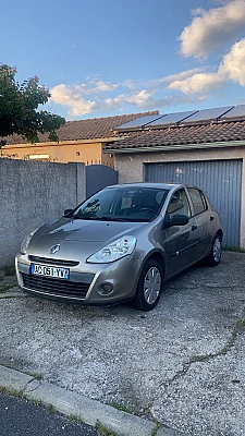 Renault Clio III (2) 1.5 DCI 70 AUTHENTIQUE 5P ECO2