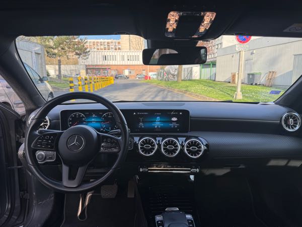 Mercedes-Benz Classe A BERLINE 200 BUSINESS LINE 7G-DCT