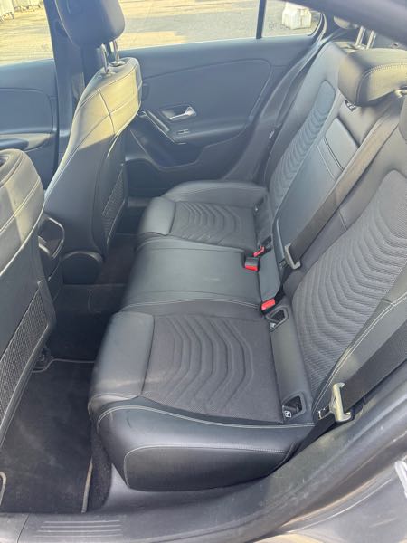 Mercedes-Benz Classe A BERLINE 200 BUSINESS LINE 7G-DCT