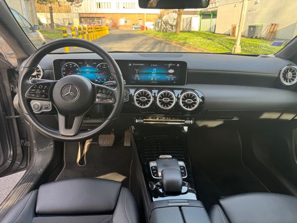 Mercedes-Benz Classe A BERLINE 200 BUSINESS LINE 7G-DCT