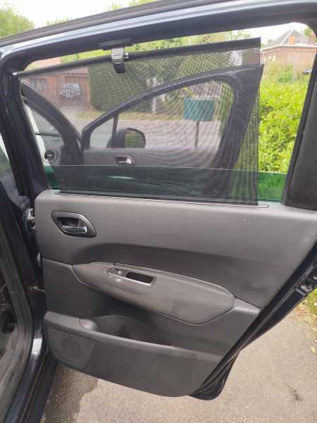 Peugeot 5008 1.6 HDI 115 FAP ALLURE 5PL