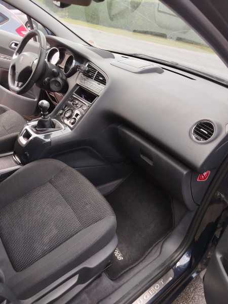 Peugeot 5008 1.6 HDI 115 FAP ALLURE 5PL