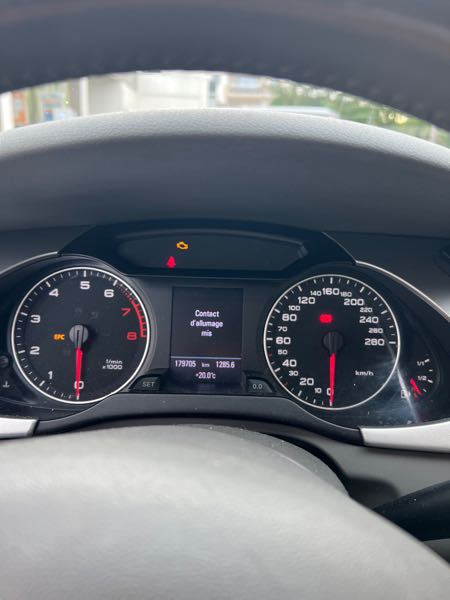 Audi A4 IV 1.8 TFSI 160 BUSINESS LINE