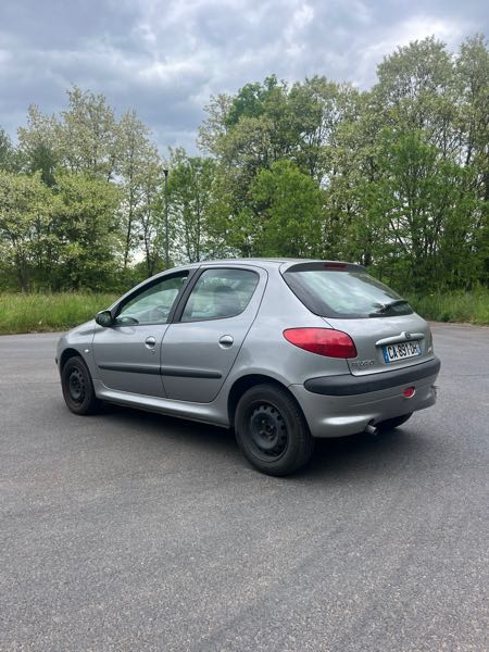 Peugeot 206 (2) 1.4 75 GENERATION 5P