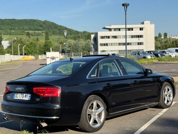 Audi A8 Audi A 8 2012 Toutes options AVUS 3L 250 ch