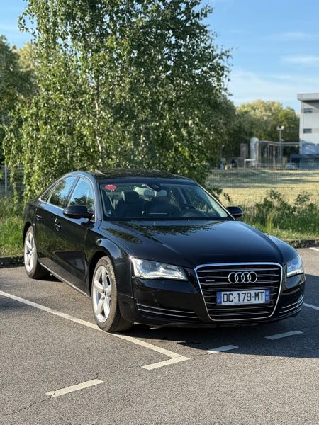 Audi A8 Audi A 8 2012 Toutes options AVUS 3L 250 ch
