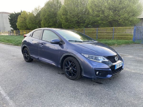 Honda Civic X (2) 1.6 I-DTEC 120 EXCLUSIVE