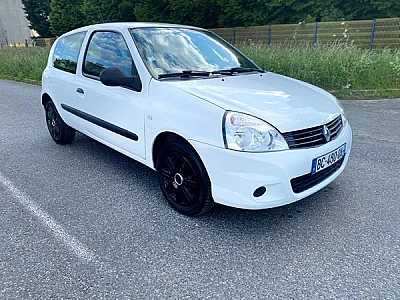 Renault Clio II (2) CAMPUS 1.5 DCI 65 3P