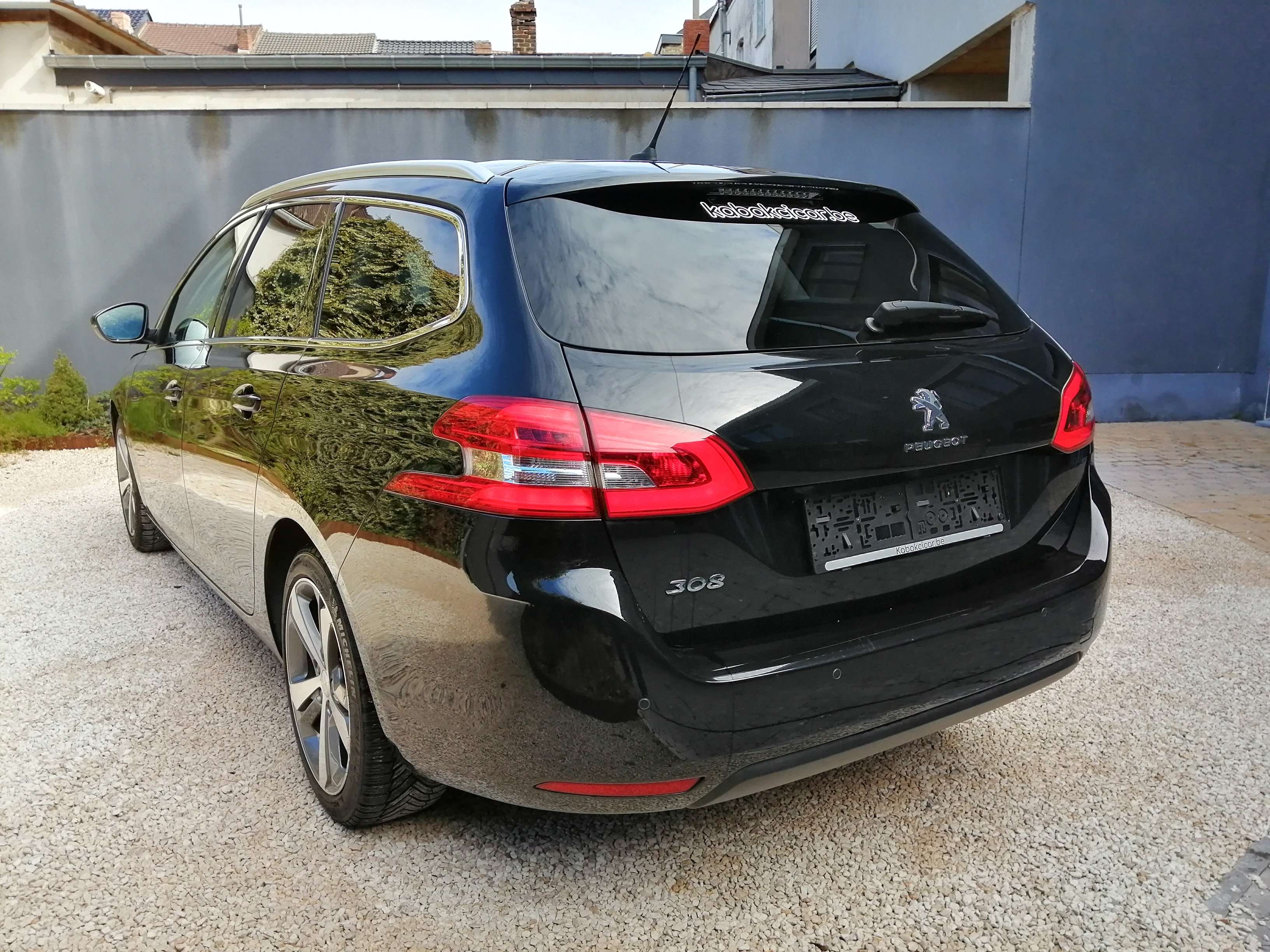 Peugeot 308 1.5 HDi 131 Allure - Toit Pano - Garantie 12M