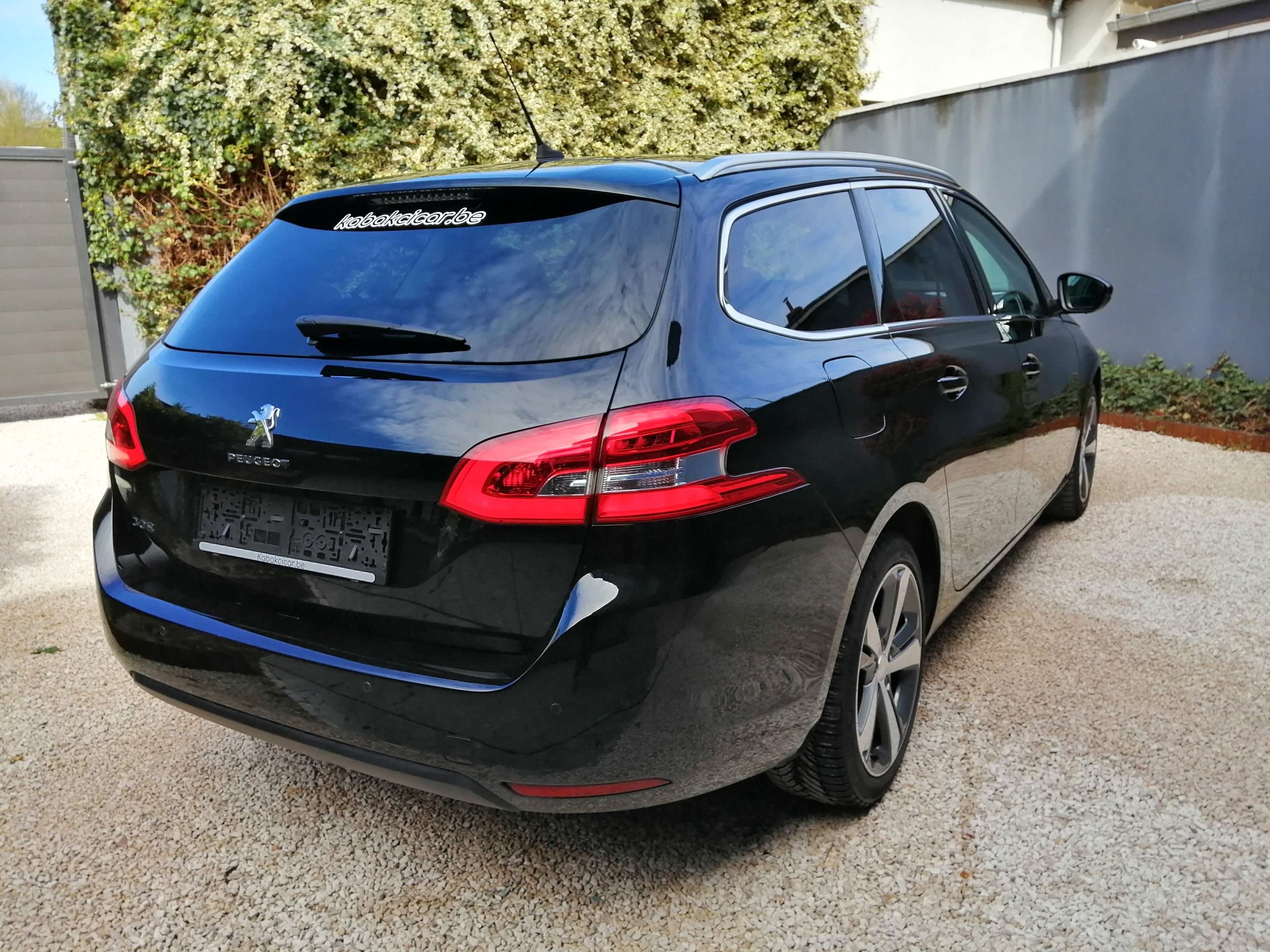 Peugeot 308 1.5 HDi 131 Allure - Toit Pano - Garantie 12M