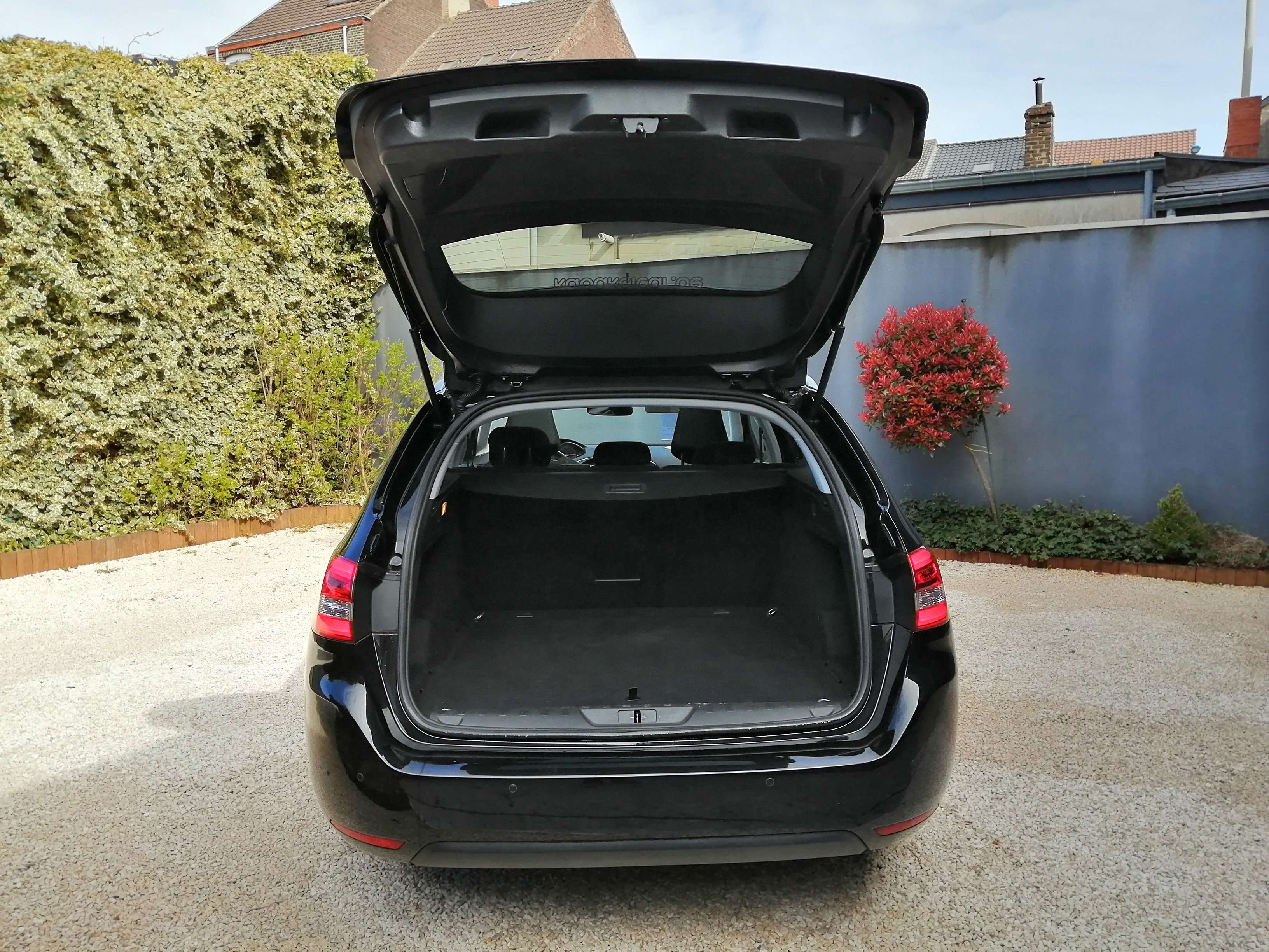 Peugeot 308 1.5 HDi 131 Allure - Toit Pano - Garantie 12M
