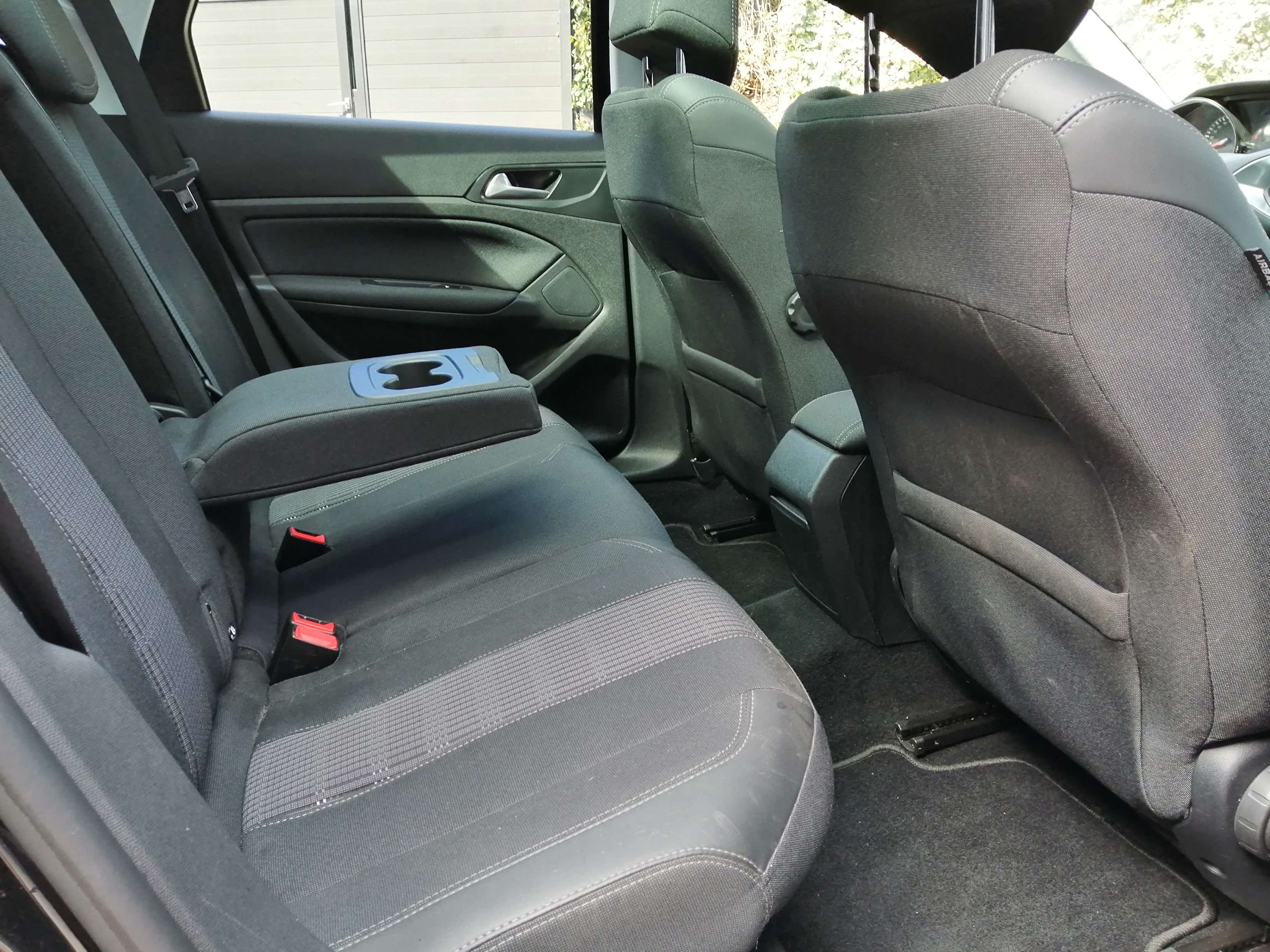 Peugeot 308 1.5 HDi 131 Allure - Toit Pano - Garantie 12M