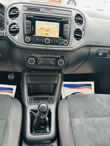 Volkswagen Tiguan (2) 2.0 TDI 177 BLUEMOTION TECHNOLOGY CARAT 4MOTION