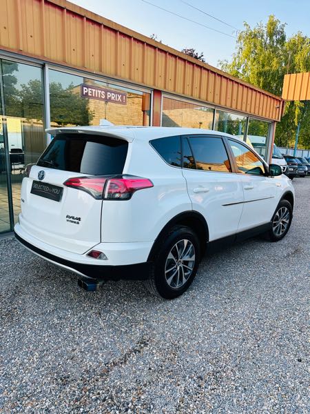 Toyota Rav 4 Toyota RAV4 2.5 VVTi 197 Hybride Lounge 4WD E-CVT dynamique