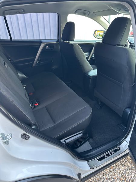 Toyota Rav 4 Toyota RAV4 2.5 VVTi 197 Hybride Lounge 4WD E-CVT dynamique