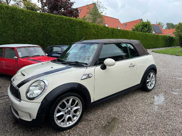 Mini COOPER Mini Cooper S Cabriolet (Volant à Droite)
