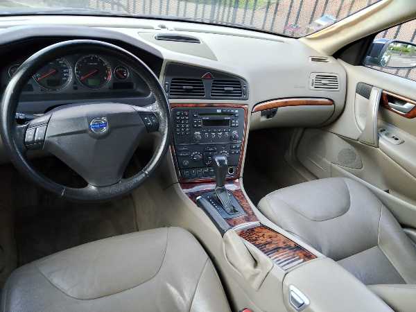 Volvo S60 2.4 140 SUMMUM BVA