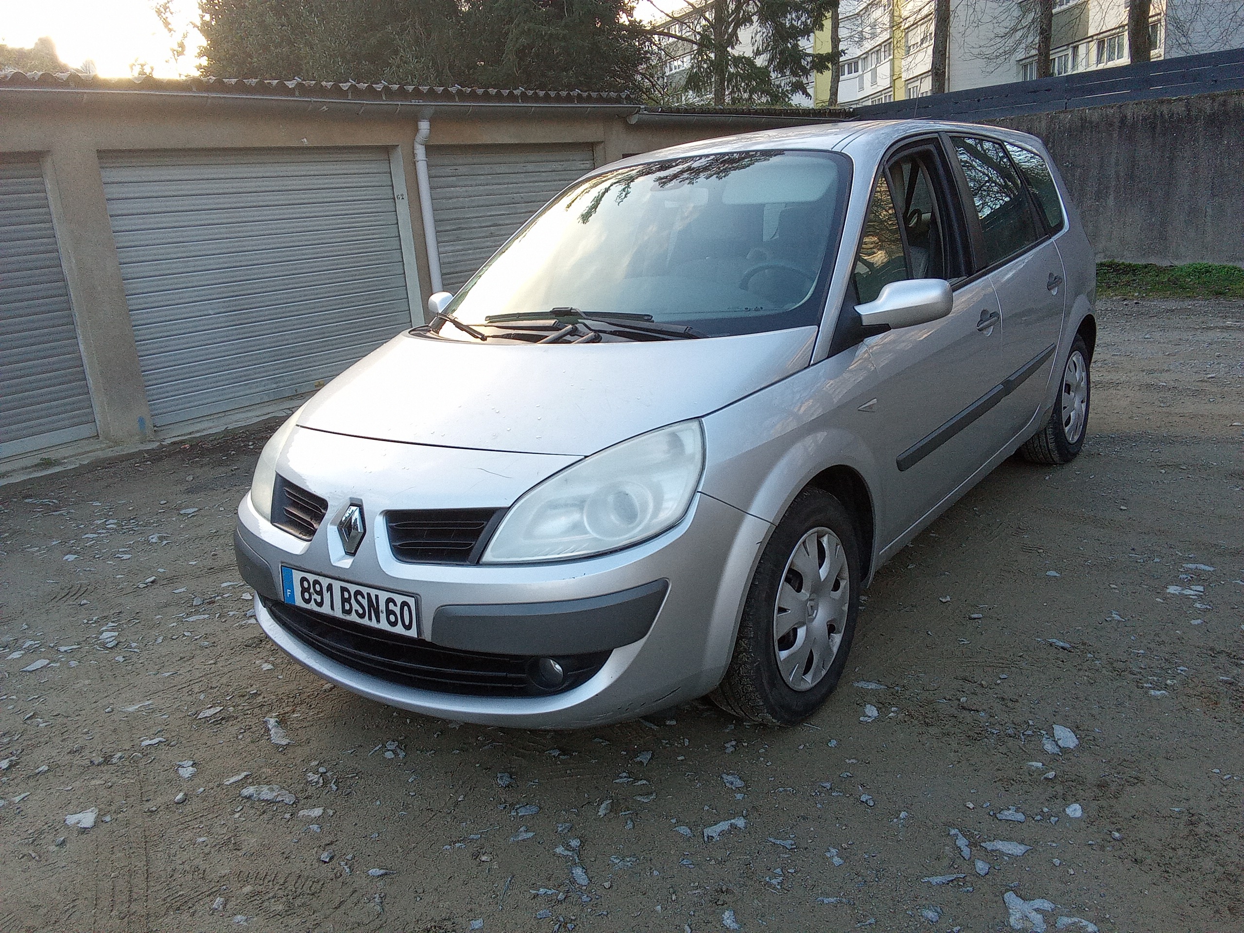 Renault Grand Scenic II 1.5 DCI 105 PACK EXPRESSION