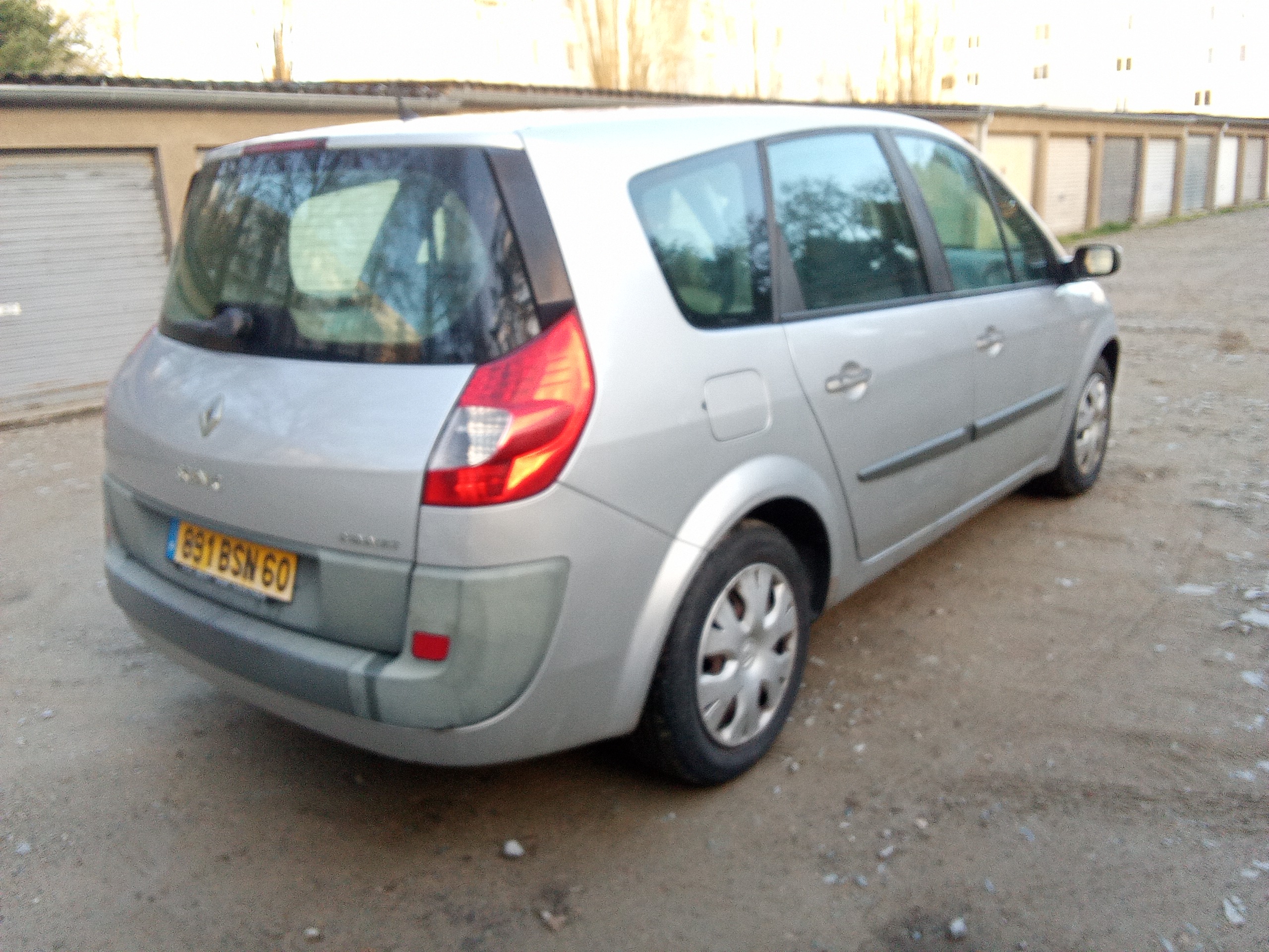 Renault Grand Scenic II 1.5 DCI 105 PACK EXPRESSION