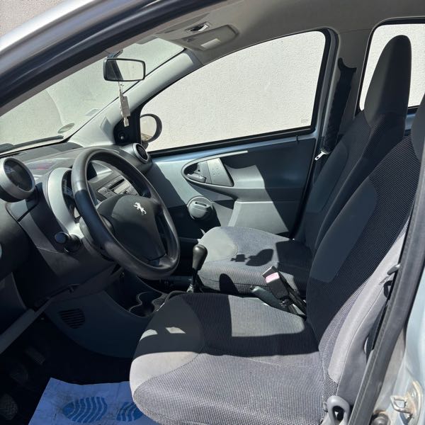 Peugeot 107 (2) 1.0 TRENDY 5P