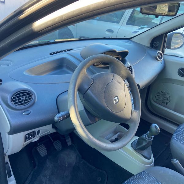 Renault Twingo II (2) 1.2 LEV 16V 75 PEPITE ECO2