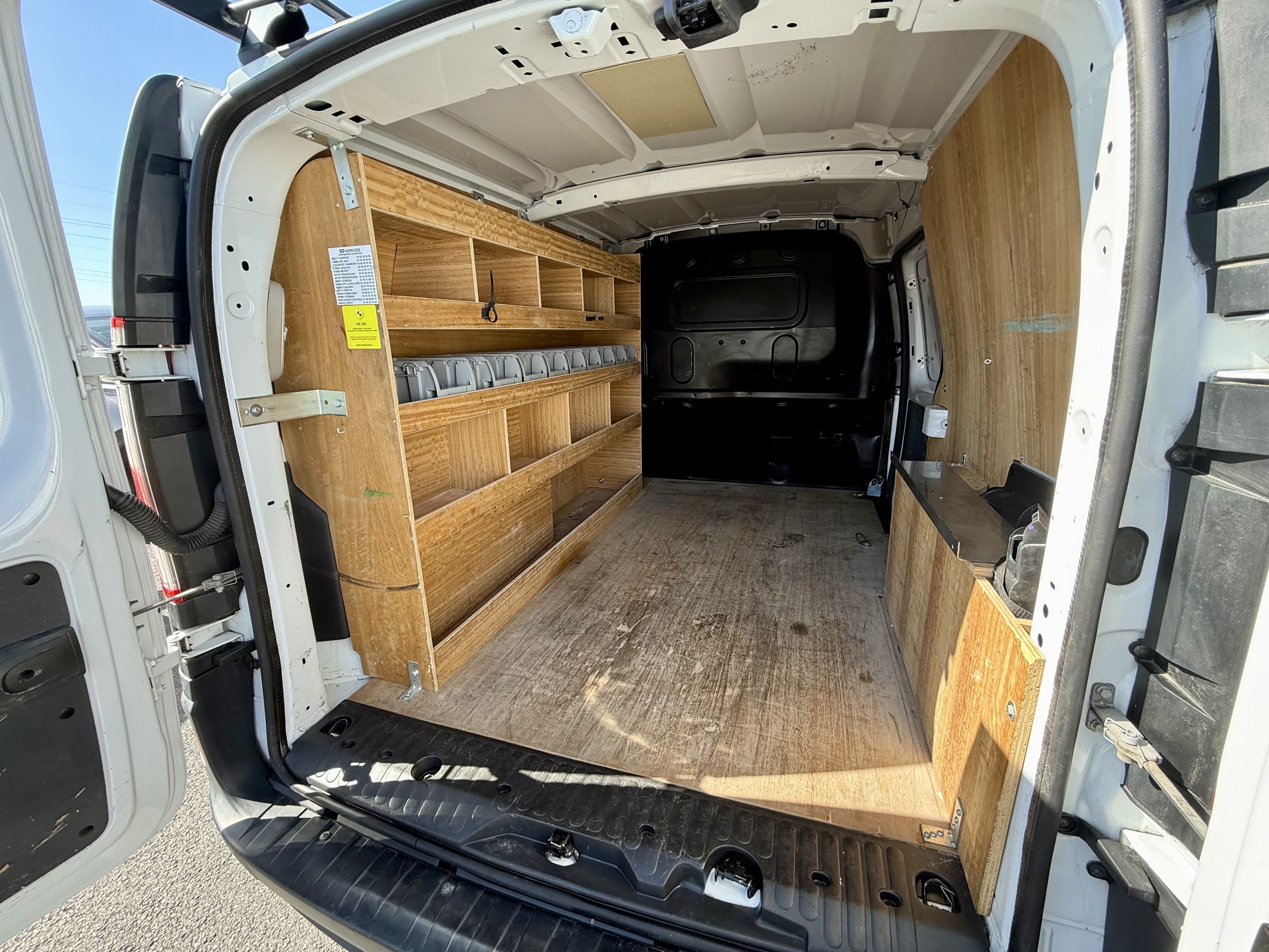 Renault Kangoo Express II (2) GRAND VOLUME GRAND CONFORT BLUE DCI 95