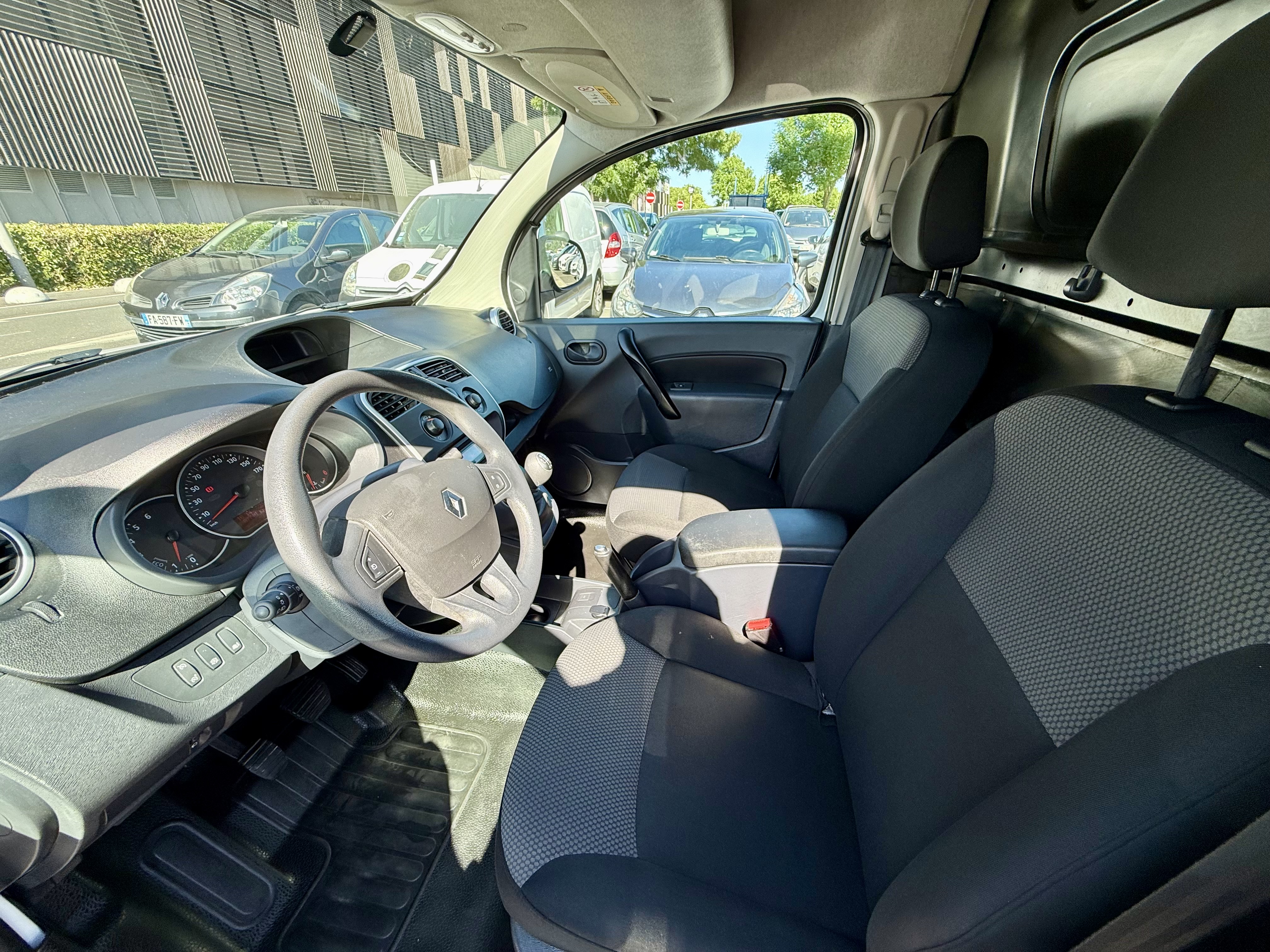 Renault Kangoo Express II (2) GRAND VOLUME GRAND CONFORT BLUE DCI 95