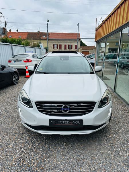 Volvo Xc60 (2) D4 181 AWD KINETIC GEARTRONIC 6 full options