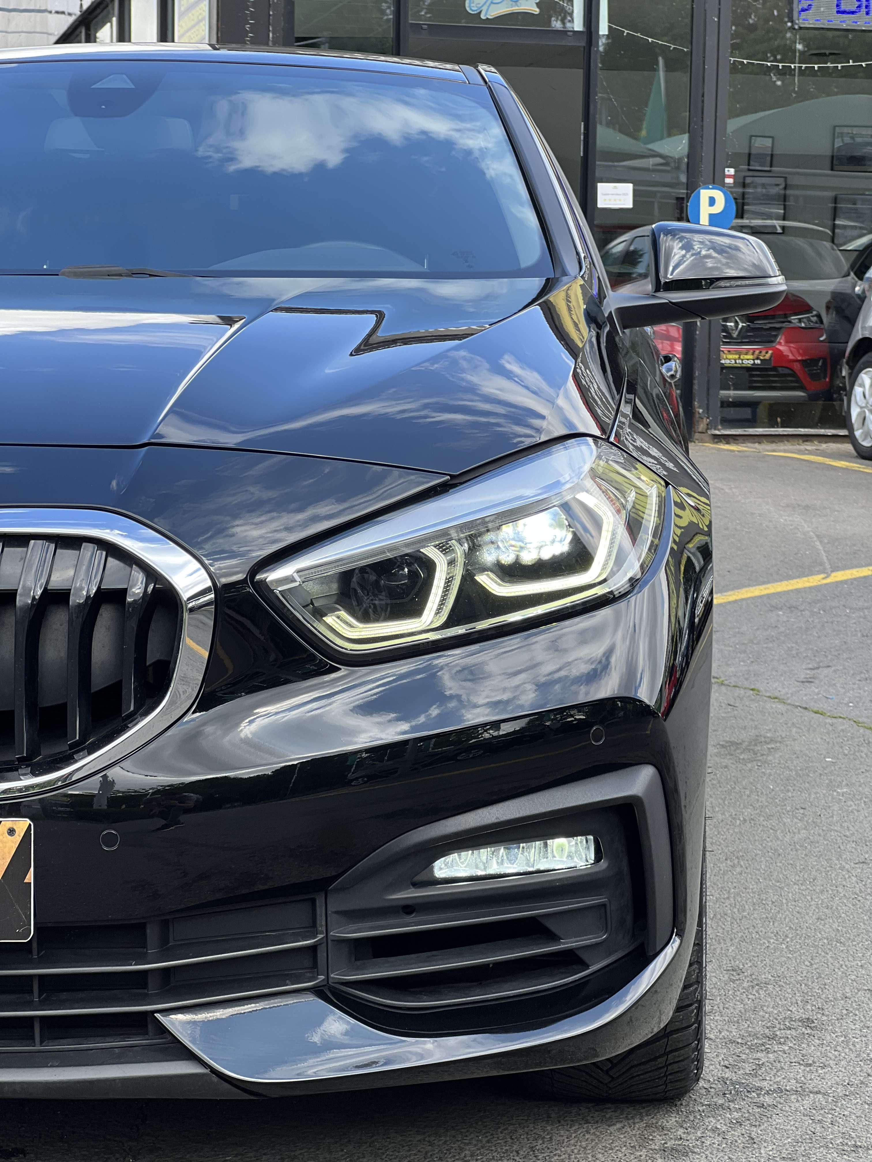 BMW 118 118iA*boîte auto*NAVI*CAMERA*BT*Android*CarPlay