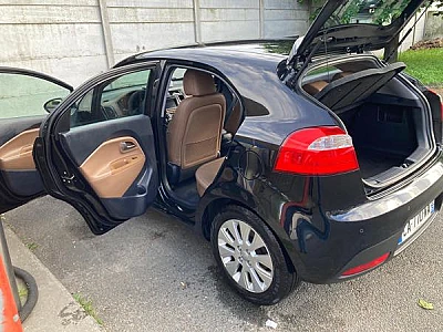Kia Rio IV 1.4 CRDI 90 ACTIVE BUSINESS 5P