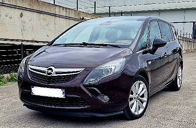 Opel Zafira Tourer III 2.0 CDTI 130 FAP COSMO PACK
