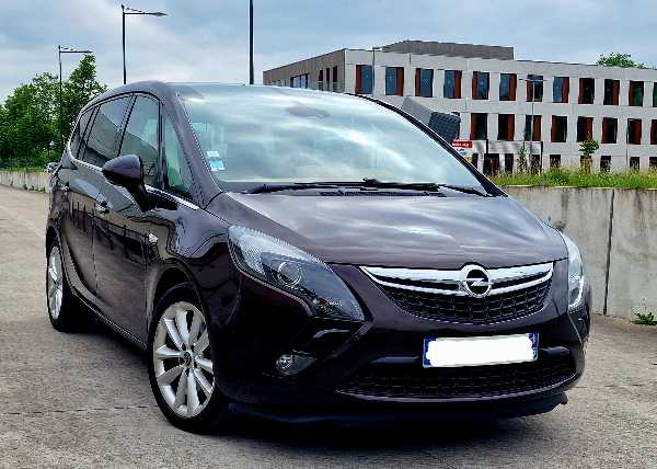 Opel Zafira Tourer III 2.0 CDTI 130 FAP COSMO PACK
