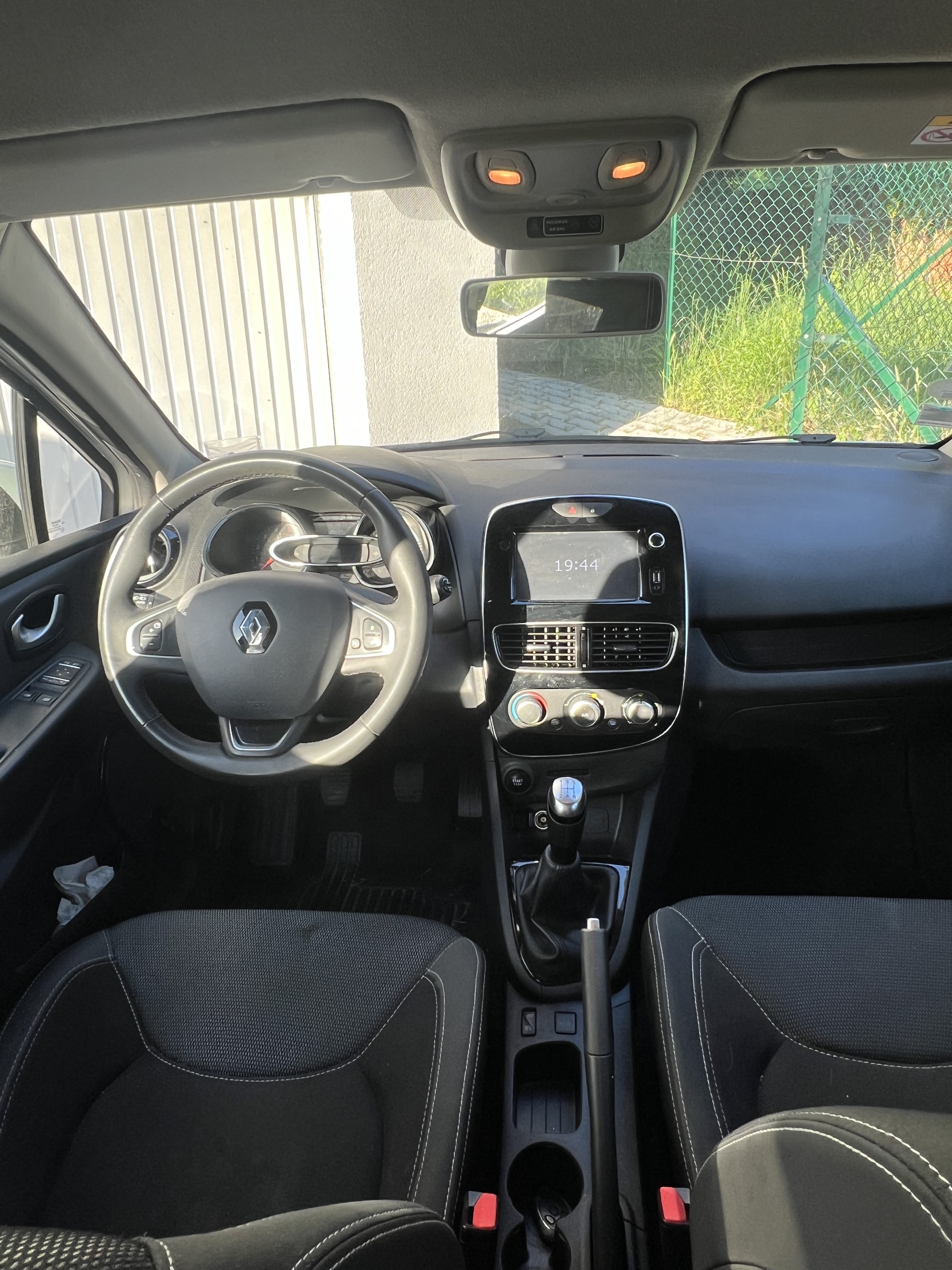 Renault Clio IV (2) 1.5 DCI 75 ENERGY ZEN