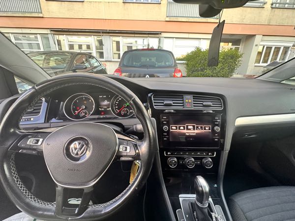 Volkswagen Golf VII 1.6 TDI 110 BLUEMOTION TECHNOLOGY 6CV CARAT DSG7 5P