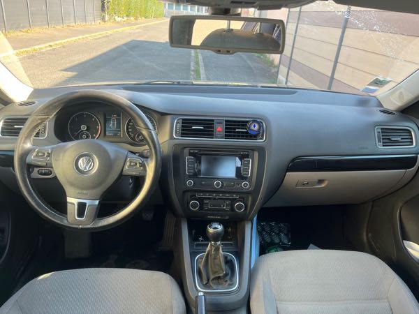Volkswagen Jetta IV 1.6 TDI 105 BLUEMOTION TECHNOLOGY CONFORTLINE