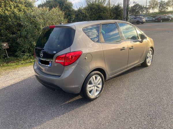 Opel Meriva II 1.7 CDTI 110 FAP EDITION