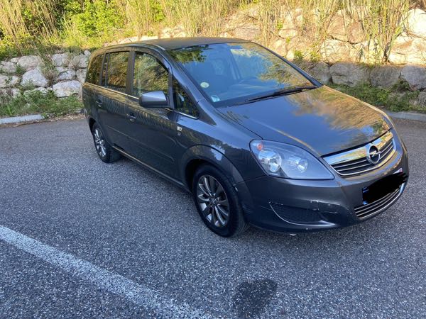 Opel Zafira II (2) 1.7 CDTI 110 FAP EDITION