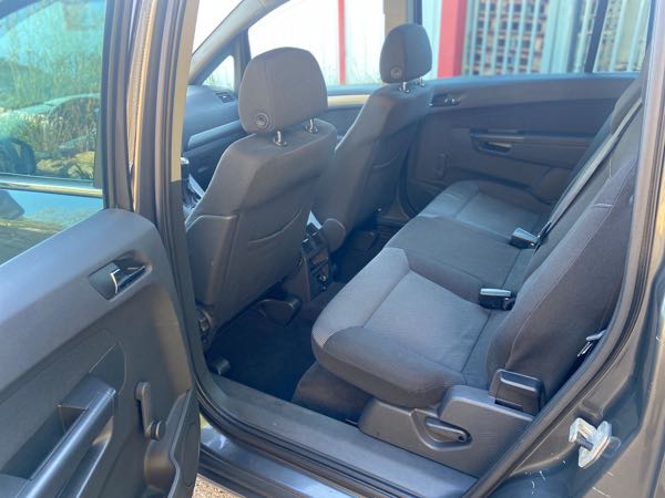 Opel Zafira II (2) 1.7 CDTI 110 FAP EDITION