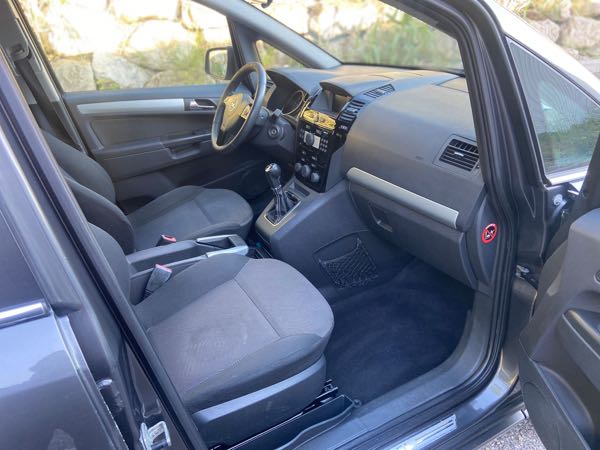 Opel Zafira II (2) 1.7 CDTI 110 FAP EDITION