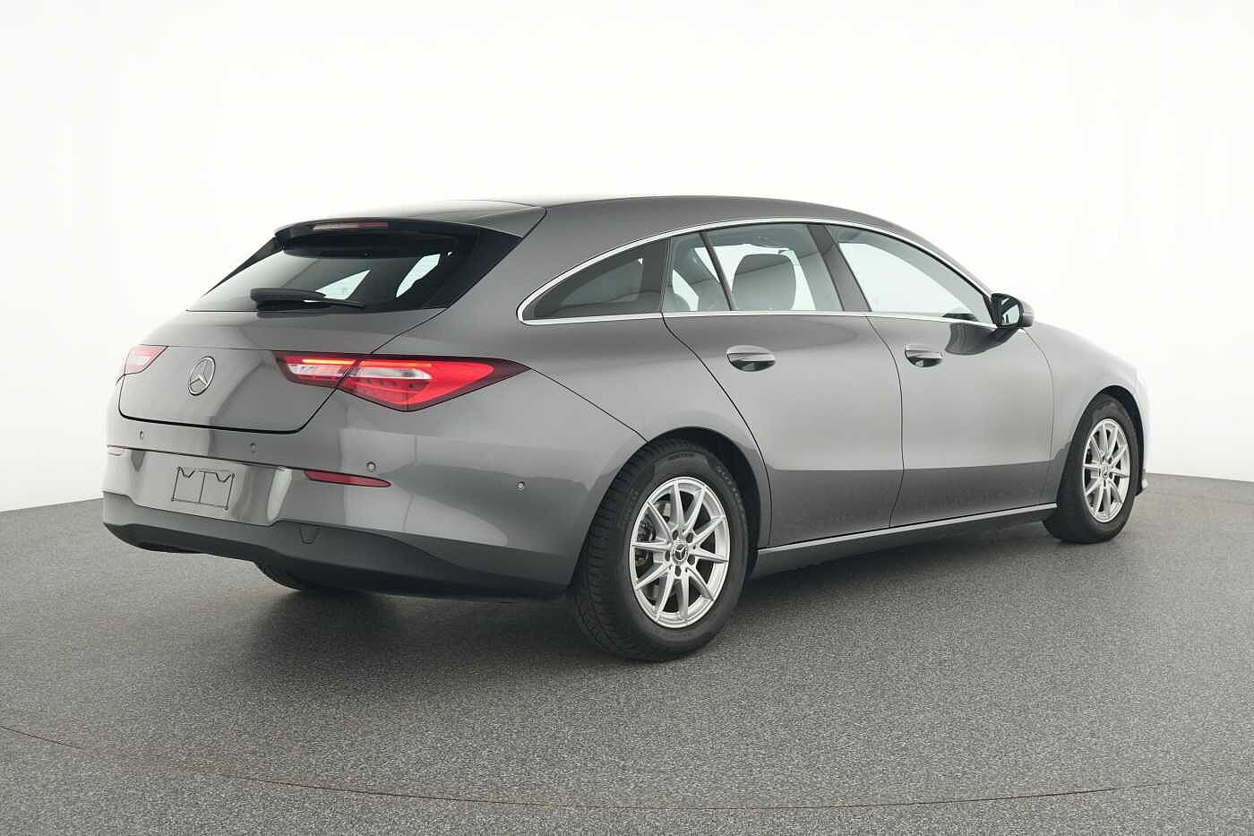 Mercedes-Benz CLA 180  d Shooting Brake