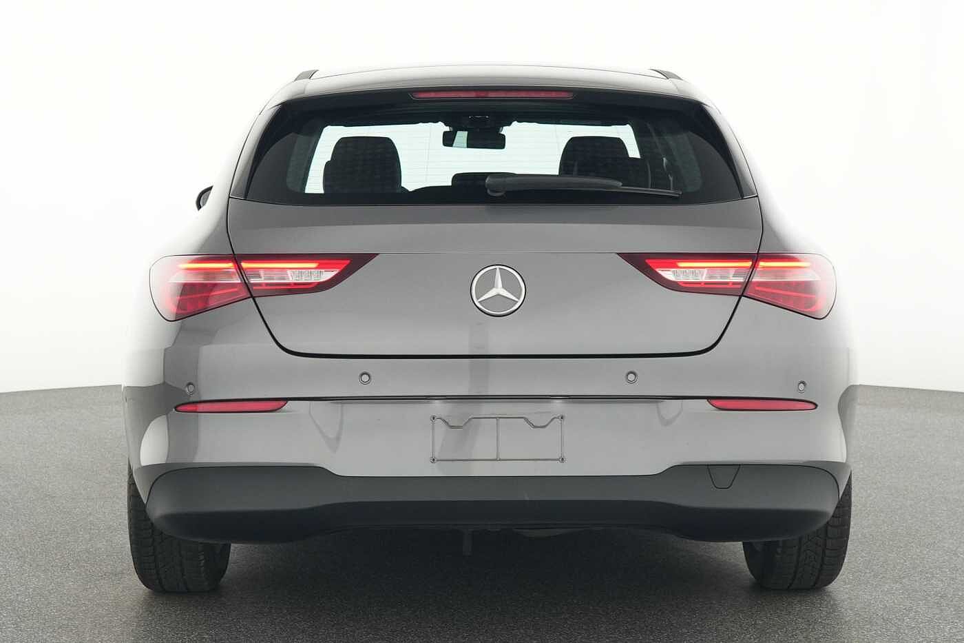 Mercedes-Benz CLA 180  d Shooting Brake