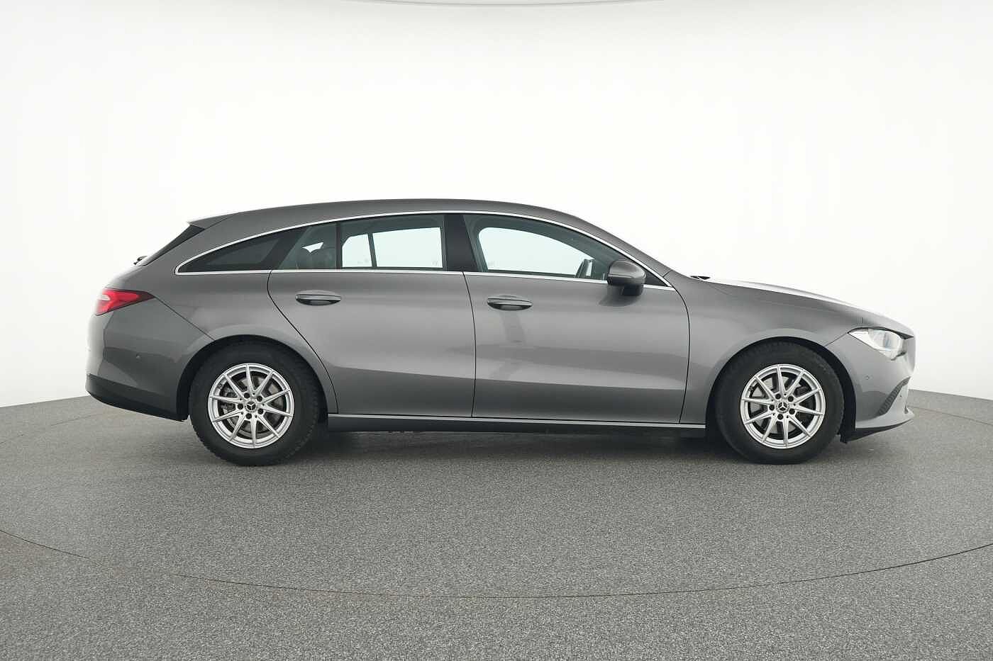 Mercedes-Benz CLA 180  d Shooting Brake